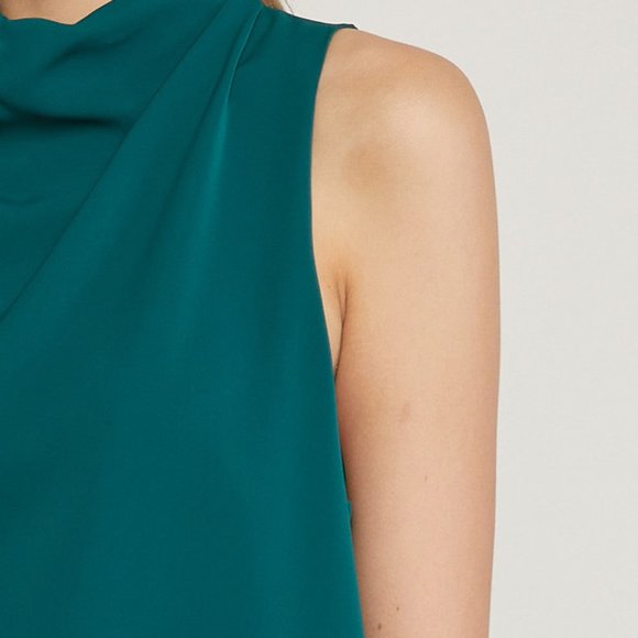 👠ENTRO Swoop Neck Top in Forest👠 - Picture 6 of 7